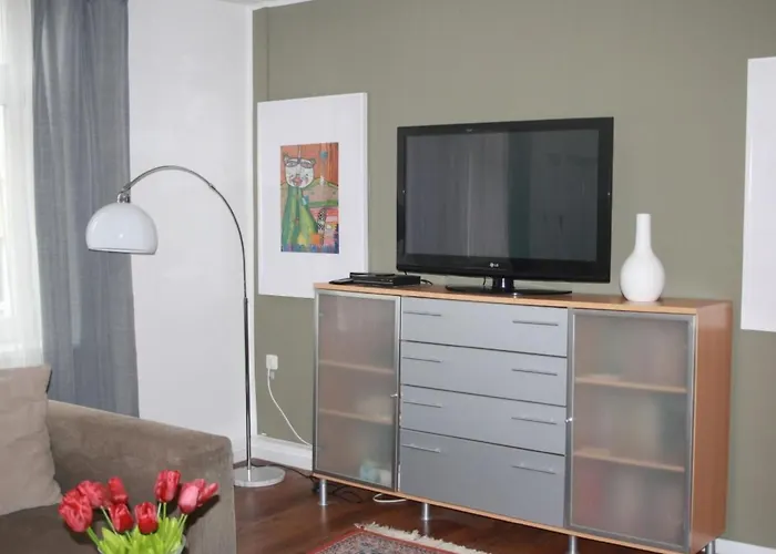 בית נופש In Mit Garten By Interhome ורניגרוד