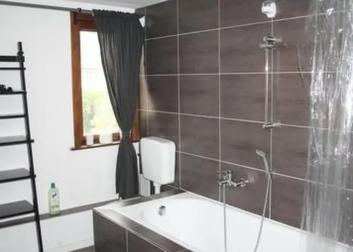 בית נופש In Mit Garten By Interhome