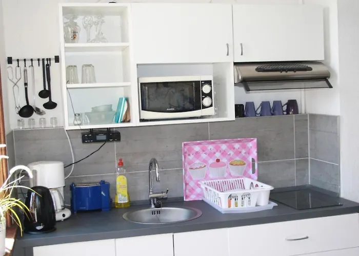 In Mit Garten By Interhome 베르니게로데