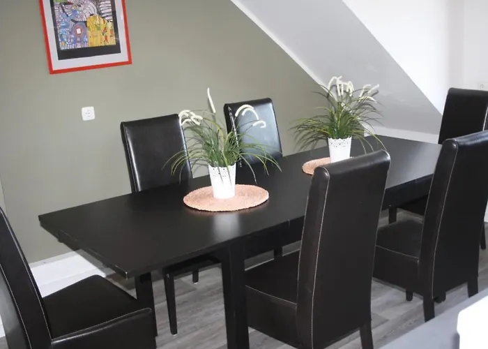 In Mit Garten By Interhome