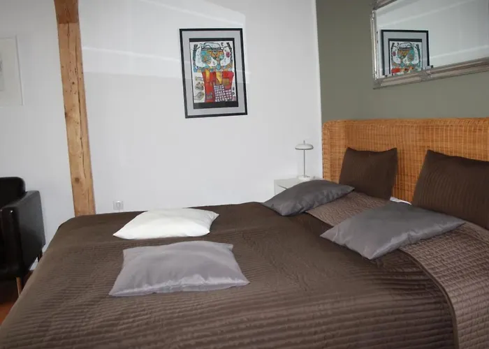 In Mit Garten By Interhome * ורניגרוד