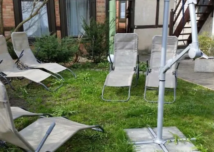 In Mit Garten By Interhome בית נופש *