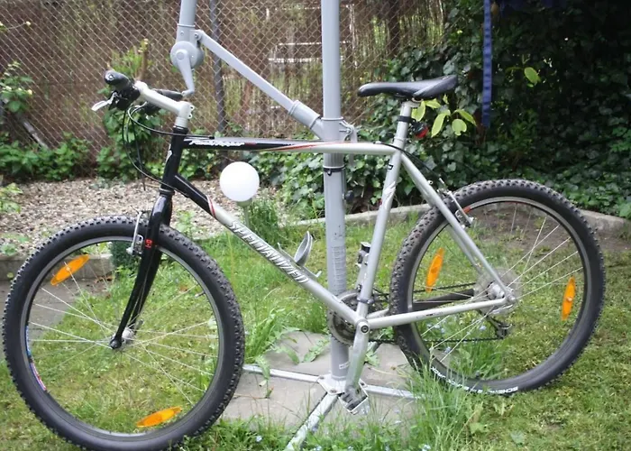 In Mit Garten By Interhome בית נופש *